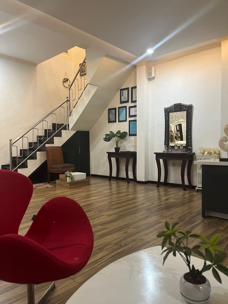 Alya Skin Care and Day Spa Gresik photo