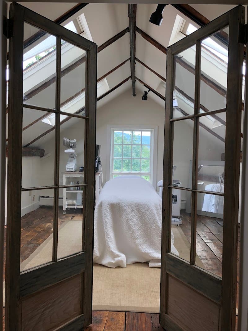 Amanda Birch seed to skin Manchester Center photo