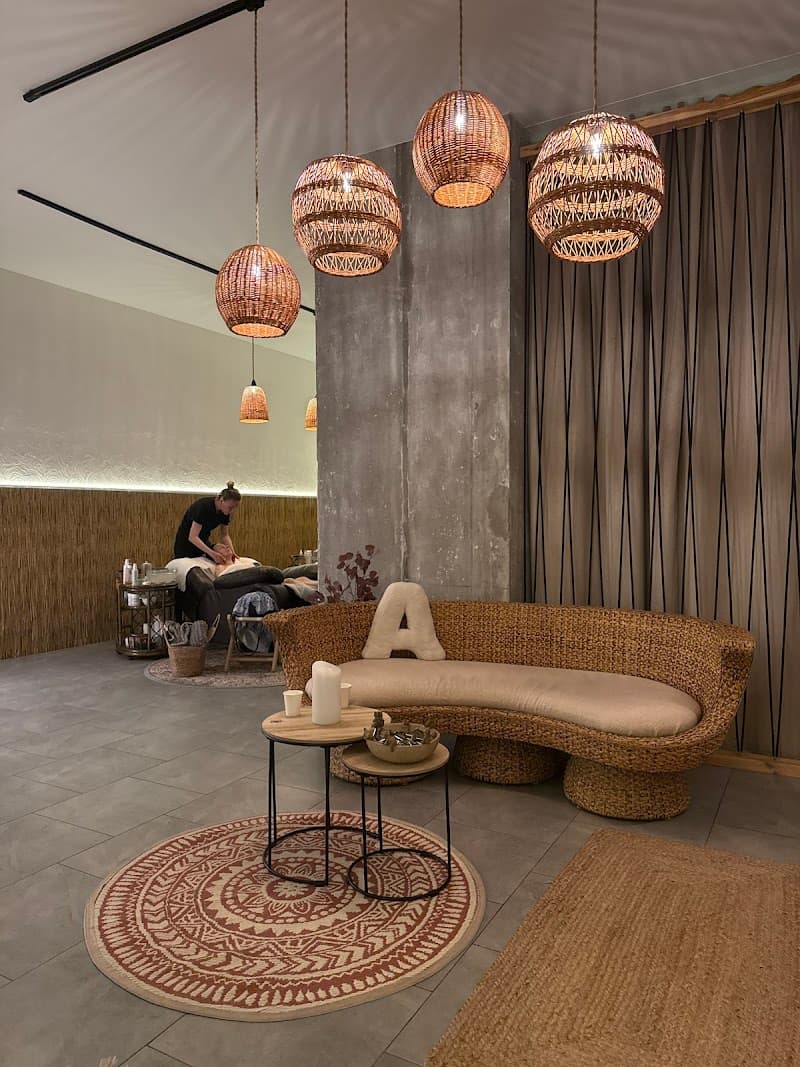 Amarant Body - Massage and Hair Removal Studio (Chernihivska Metro) Kyiv photo