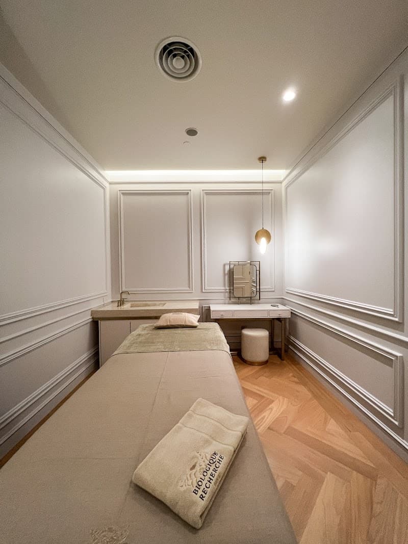 Ambassade Biologique Recherche Bandar Kuala Lumpur photo