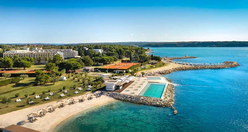 Aminess Maestral Hotel Istria photo