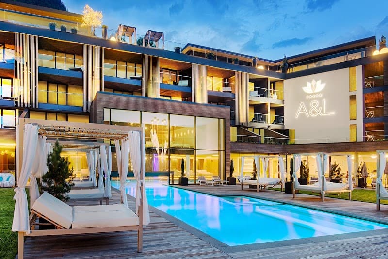 AMONTI & LUNARIS Wellnessresort Innsbruck photo
