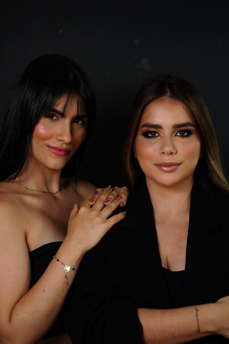 Angelita Zornoza Cosmetologia & Makeup Cali photo