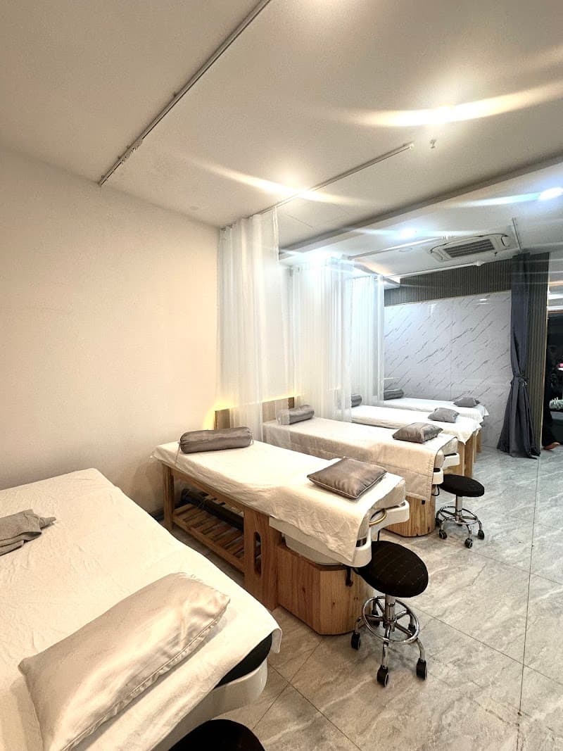 Anly Beauty Care & Spa Quận Tân Phú photo