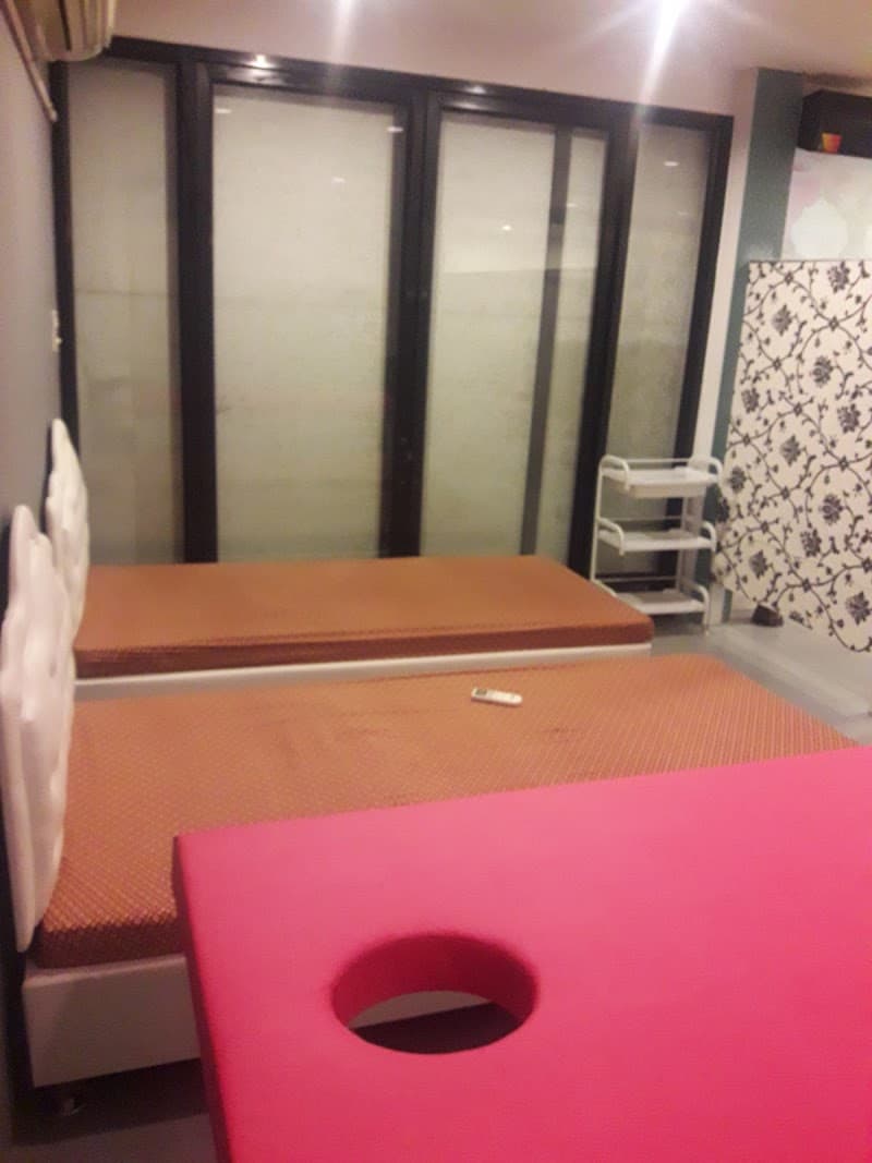 Anyu Health Massage Lopburi photo