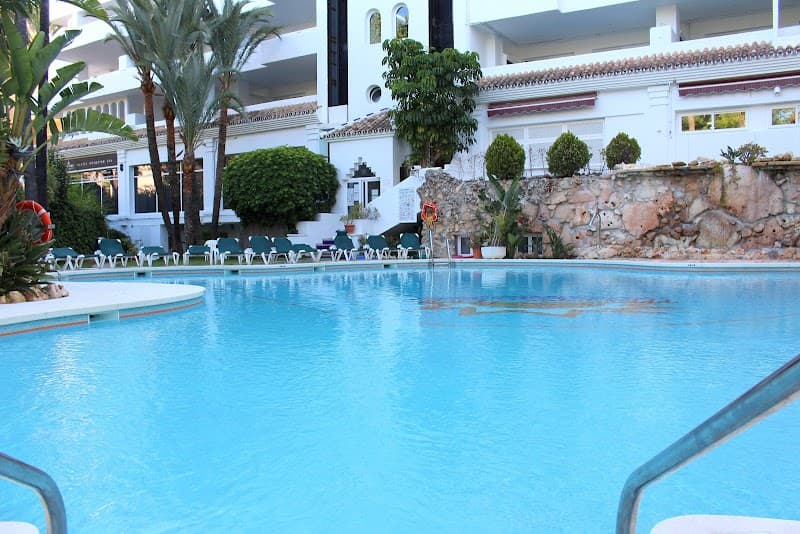 Aparthotel Monarque Sultán Marbella photo