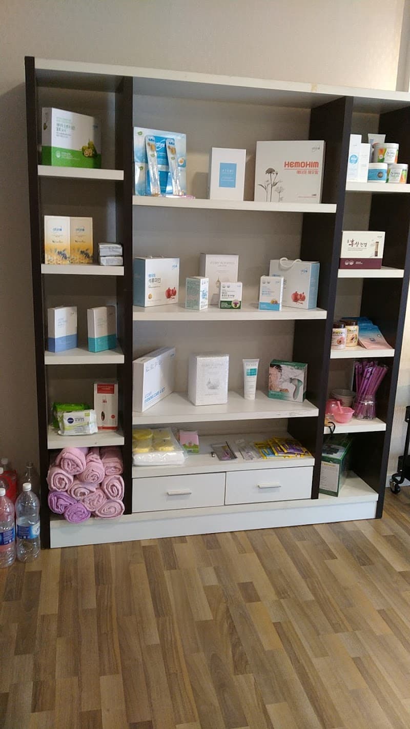 Apple Beauty Skudai photo