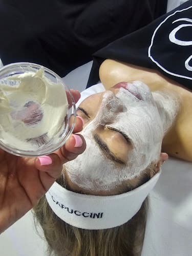AQUA ESTHETIC BELLEZA Y SALUD, Limpieza Facial, Exosomas, PDRN de salmón, Depilación Láser, Reducción de medidas, Acné Quito photo