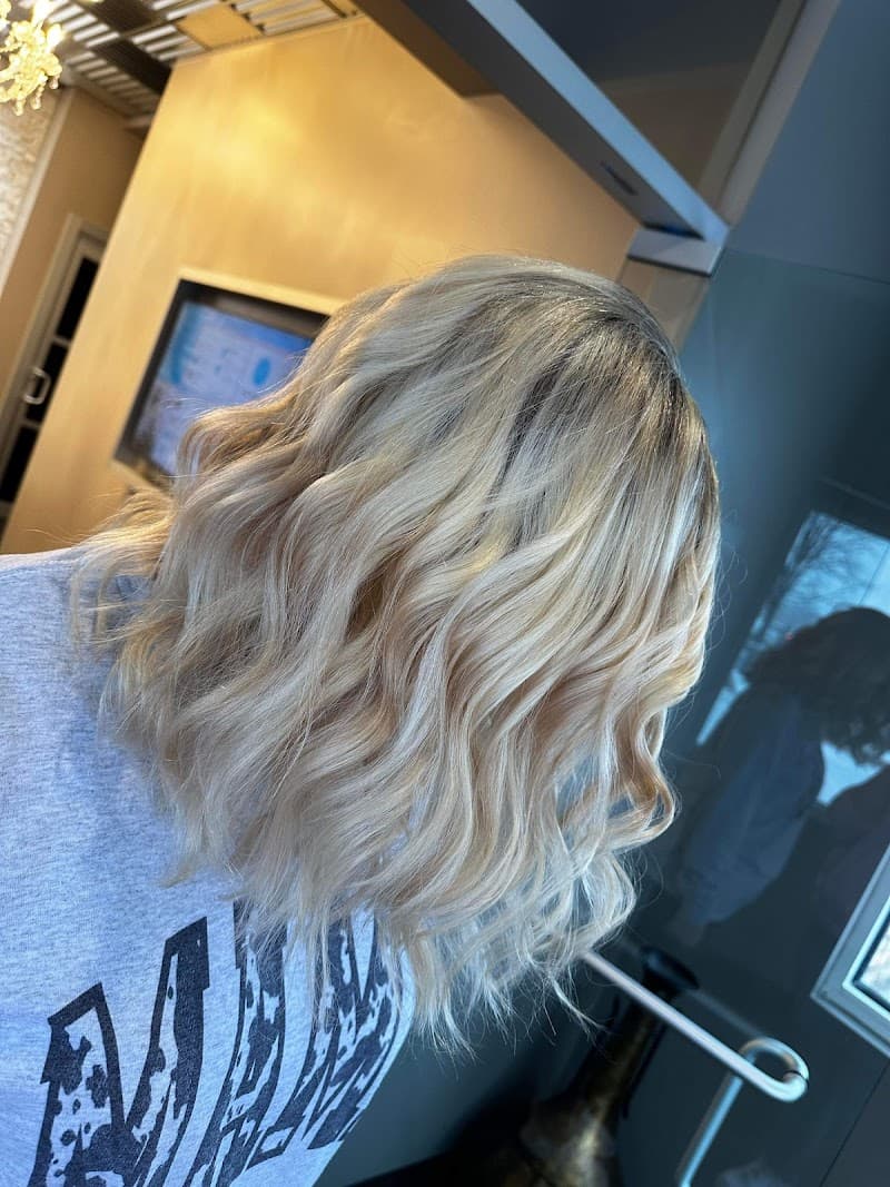 Aquarii Hair & Spa Delavan photo