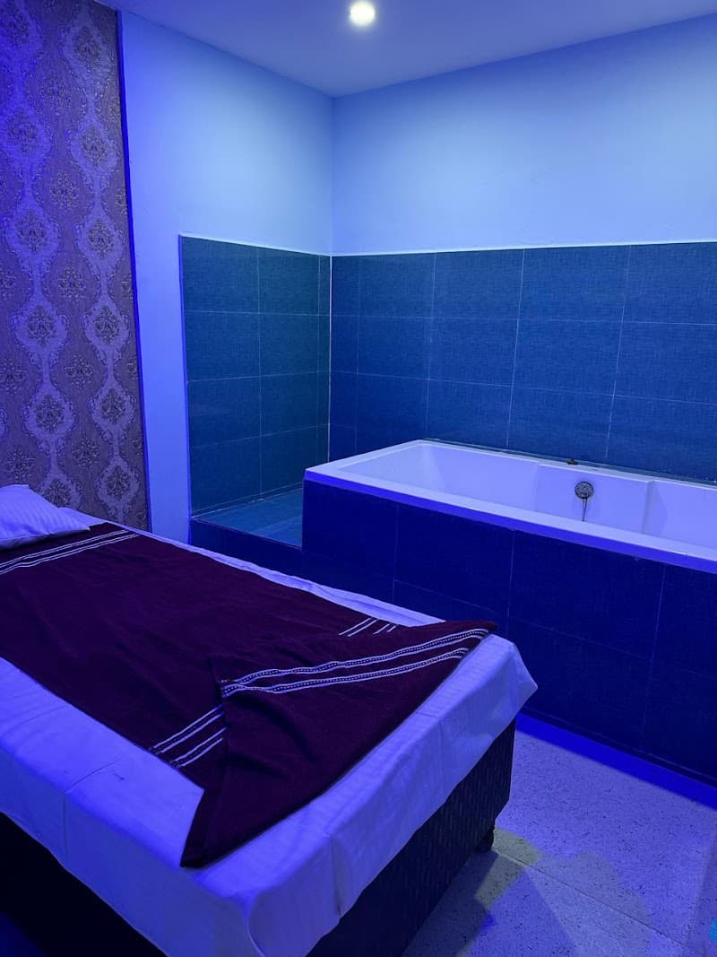 Aromathai Day Spa - Massage Spa Noida Delhi photo