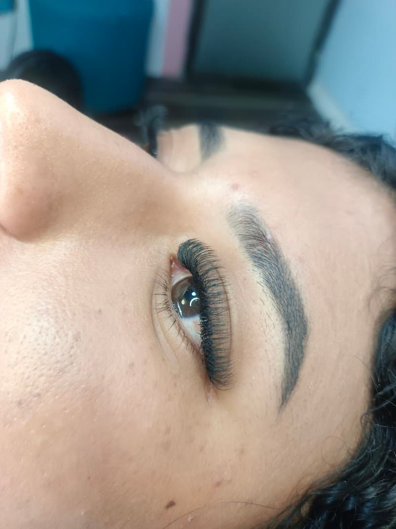 Artemis belleza Medellín photo