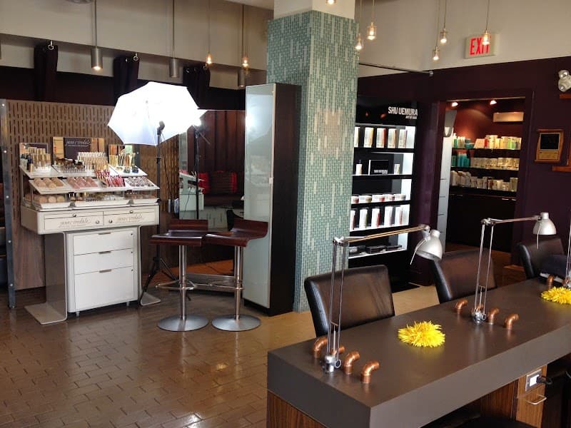 Aru Spa and Salon Surrey photo