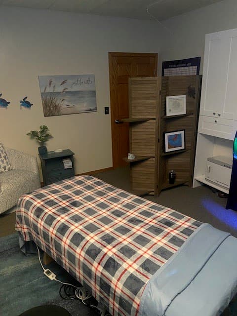 Arya Massage Therapy De Pere photo