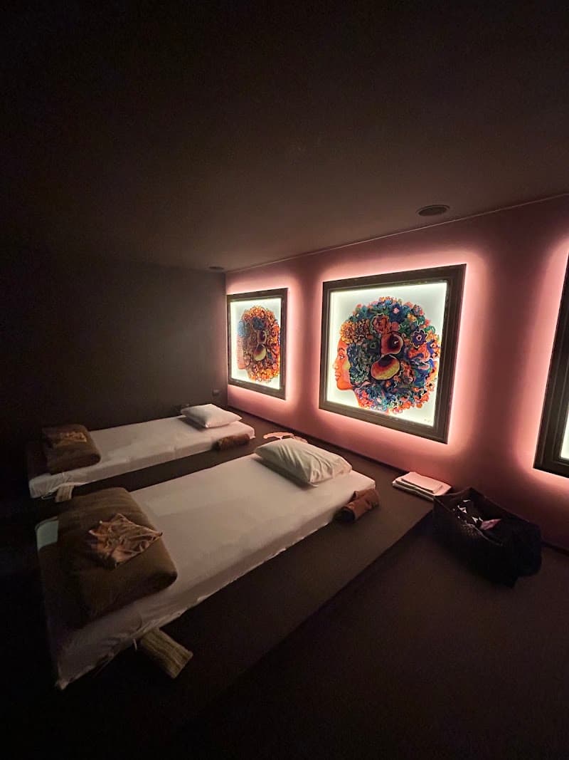 Asia Herb Association Benchasiri Park Shop Bangkok photo