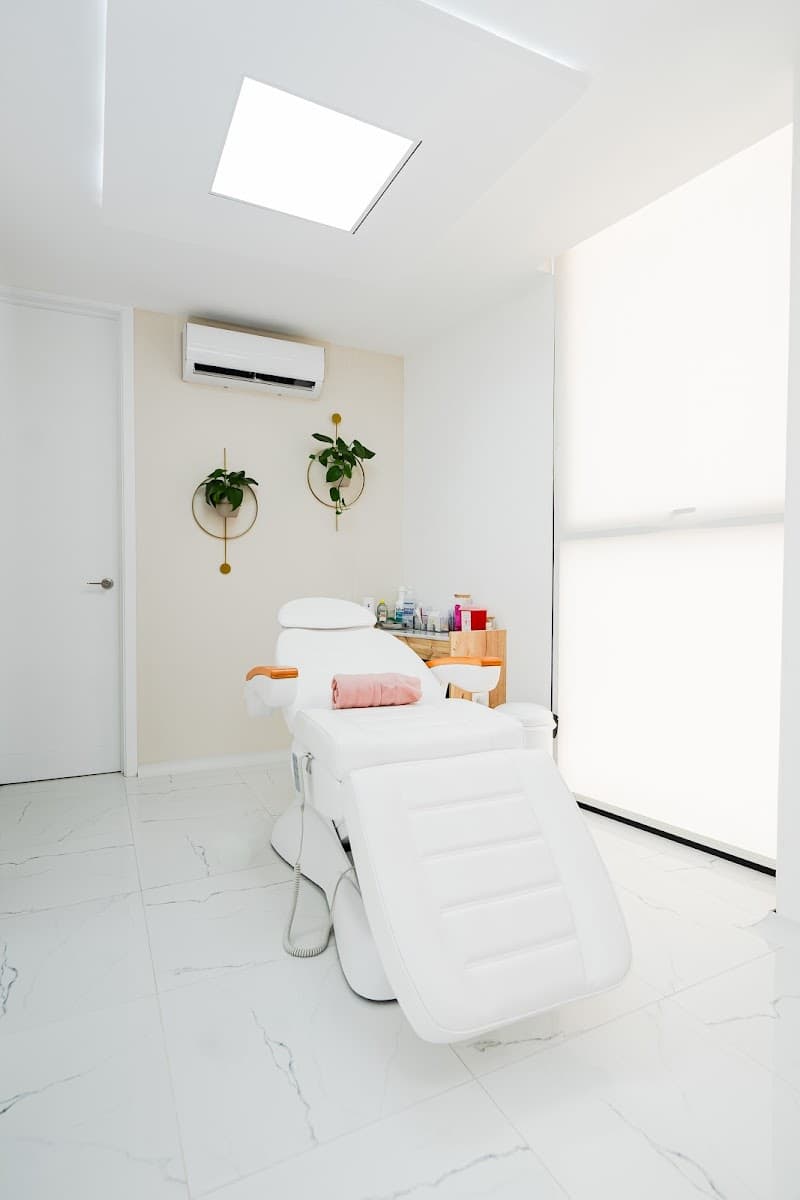 Asiri Skincare by Guadalupe Larza Chiclayo photo