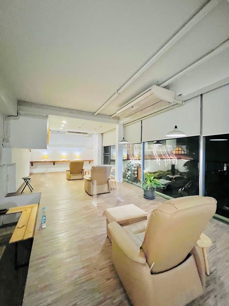 Asoke Aroma Bangkok photo