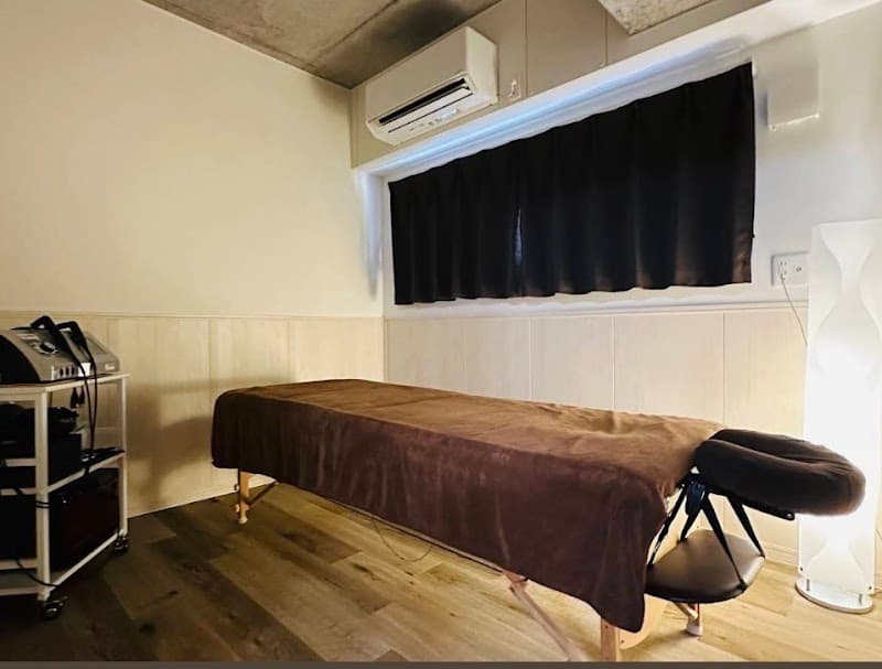 Athlete Body Care Salon LaCure Rakua Naha City photo