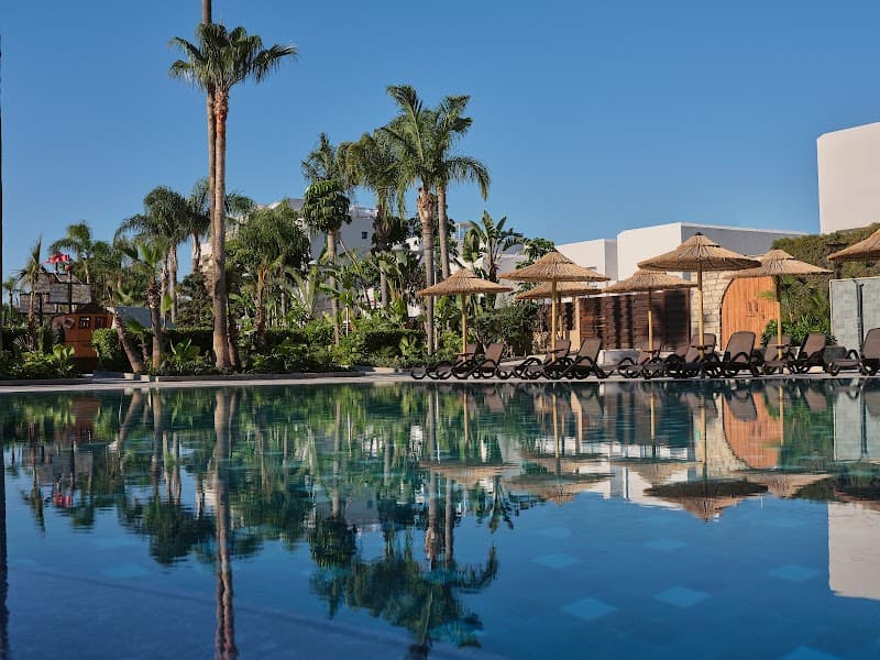 Atlantica Oasis Hotel Limassol photo