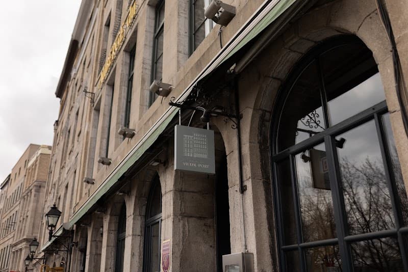 Auberge du Vieux-Port par Gray Collection Montreal photo