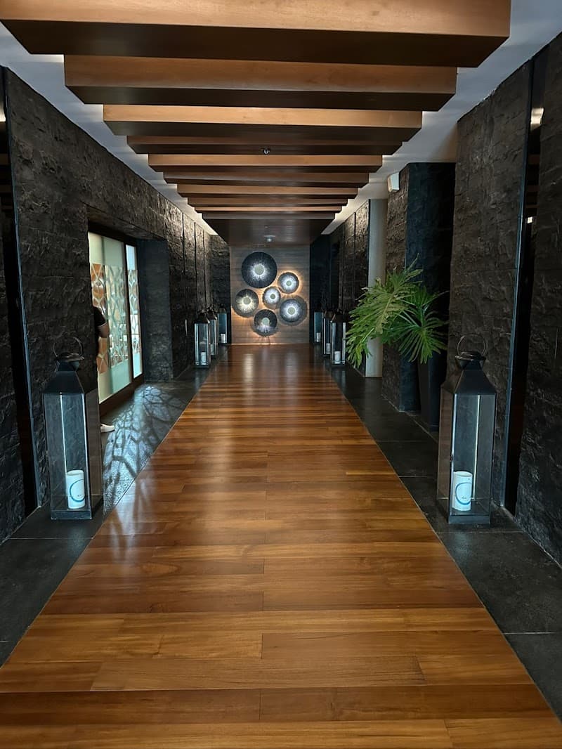 Aum Spa at Crimson Hotel Malay photo