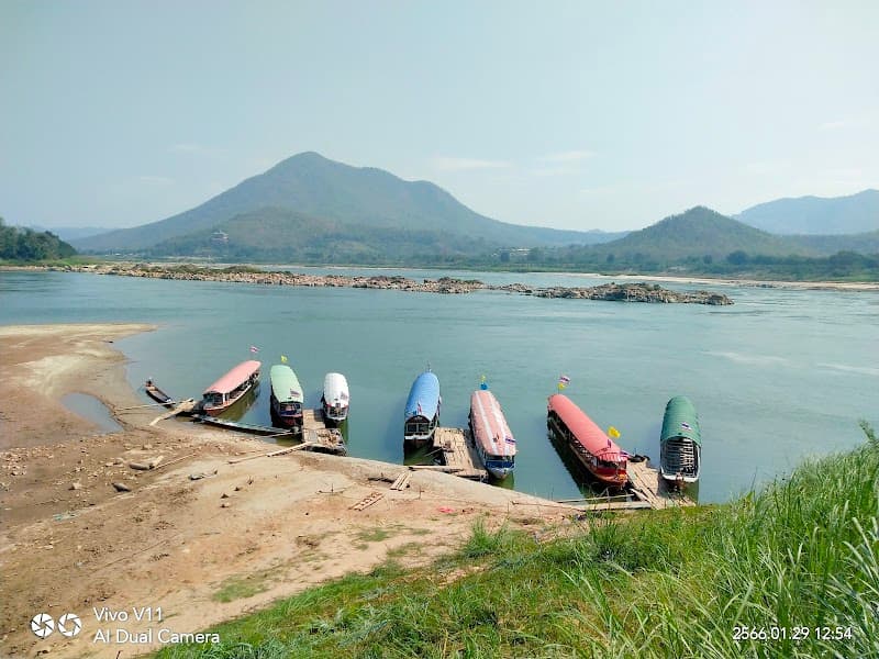 Aunt Khamkoi Ban Yong Sen, Chiang Khan photo