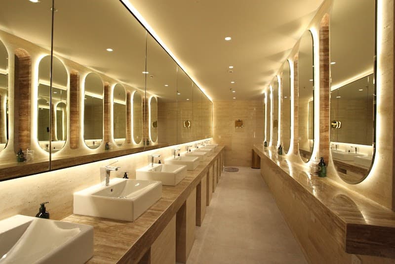 Aura Centers - Corniche Branch Jeddah photo