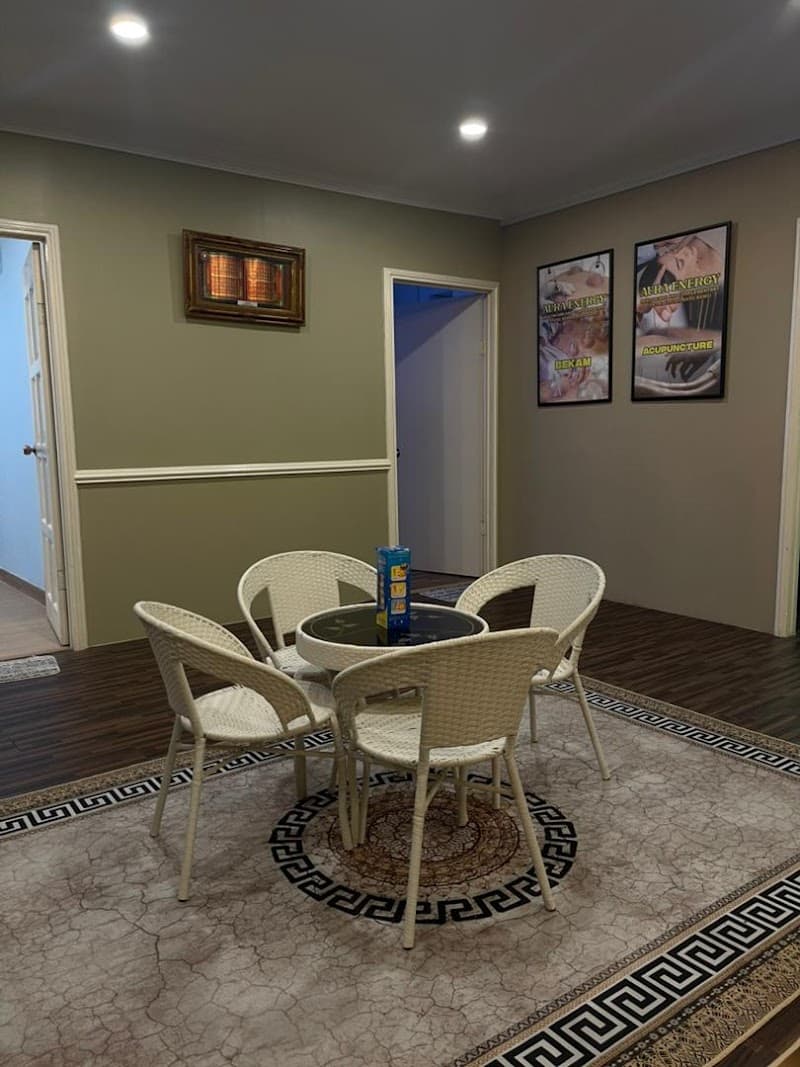 Aura Energy Healthcare and Complementary Centre Bandar Baru Bangi photo