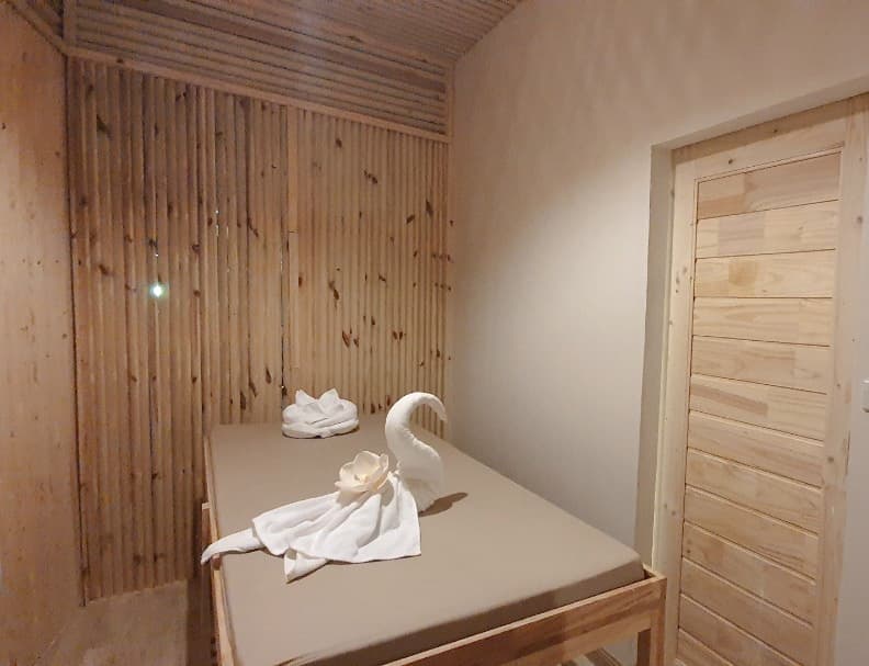 AVA Beauty & Spa Ram Inthra Branch Bangkok photo