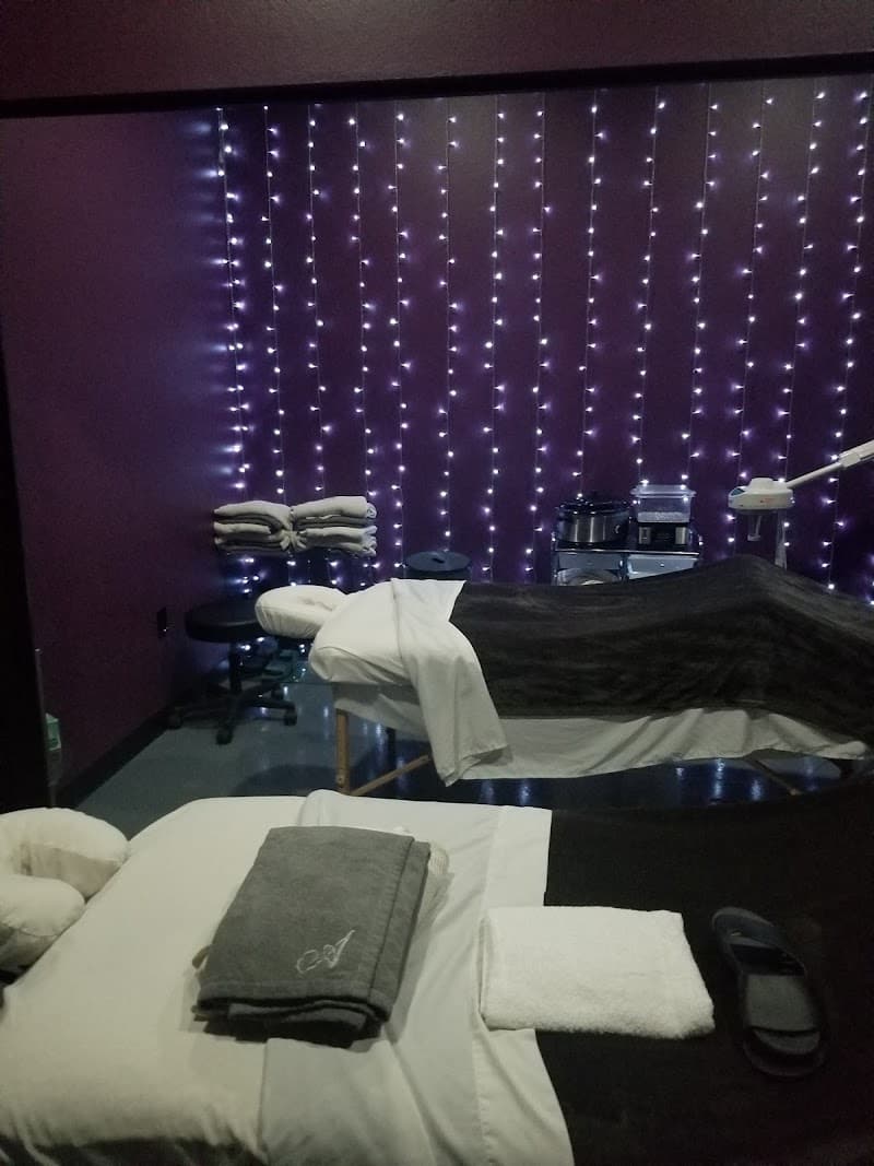 Avalon Massage on Main Searcy photo