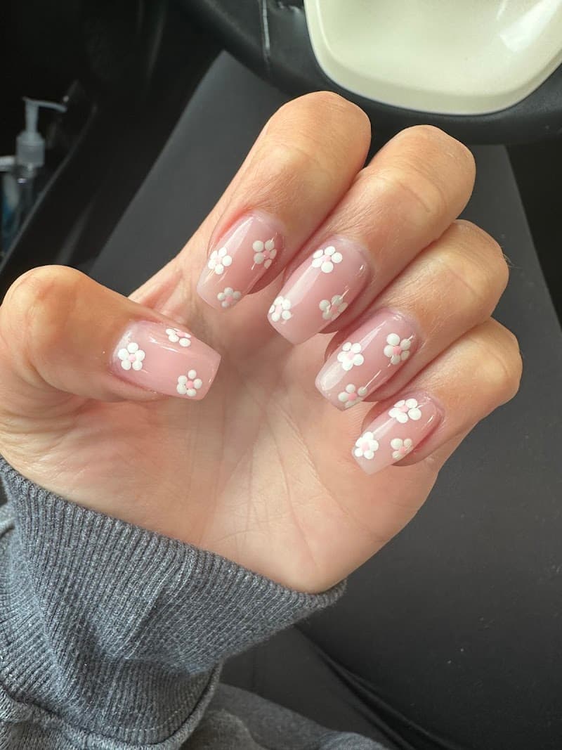 Avalon Nails & Spa Estero photo