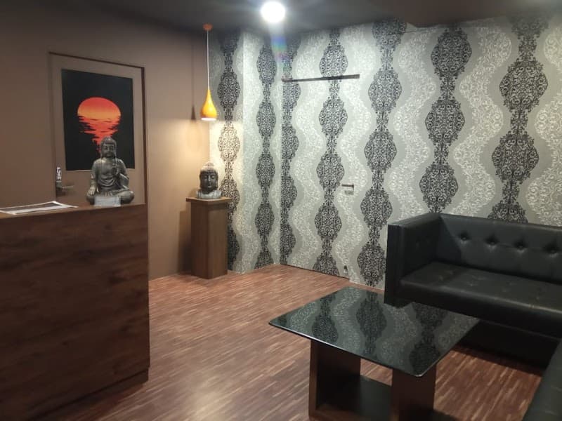 Avon wellness Spa Ahmedabad photo