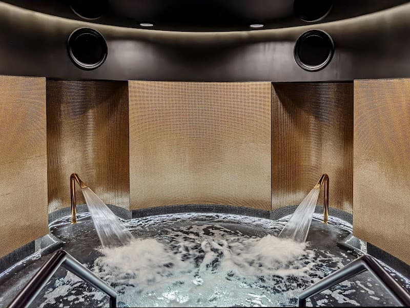 AWAY Spa Prague photo