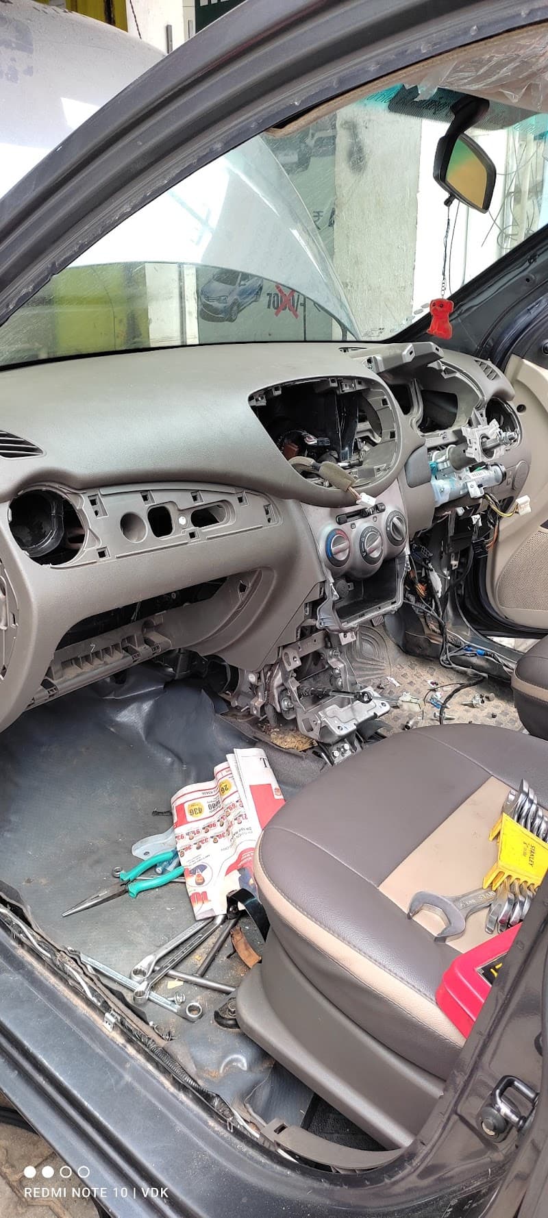 Ayngaran Car Spa Tiruchirappalli photo