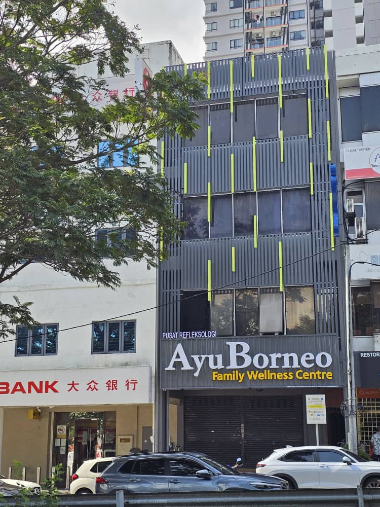 Ayu Borneo @ Bandar Menjalara Batu photo