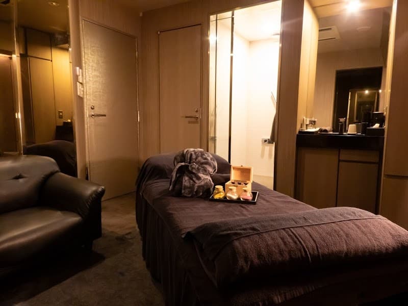 Azabu Juban Aroma Massage Salon h.touch Minato Ward photo
