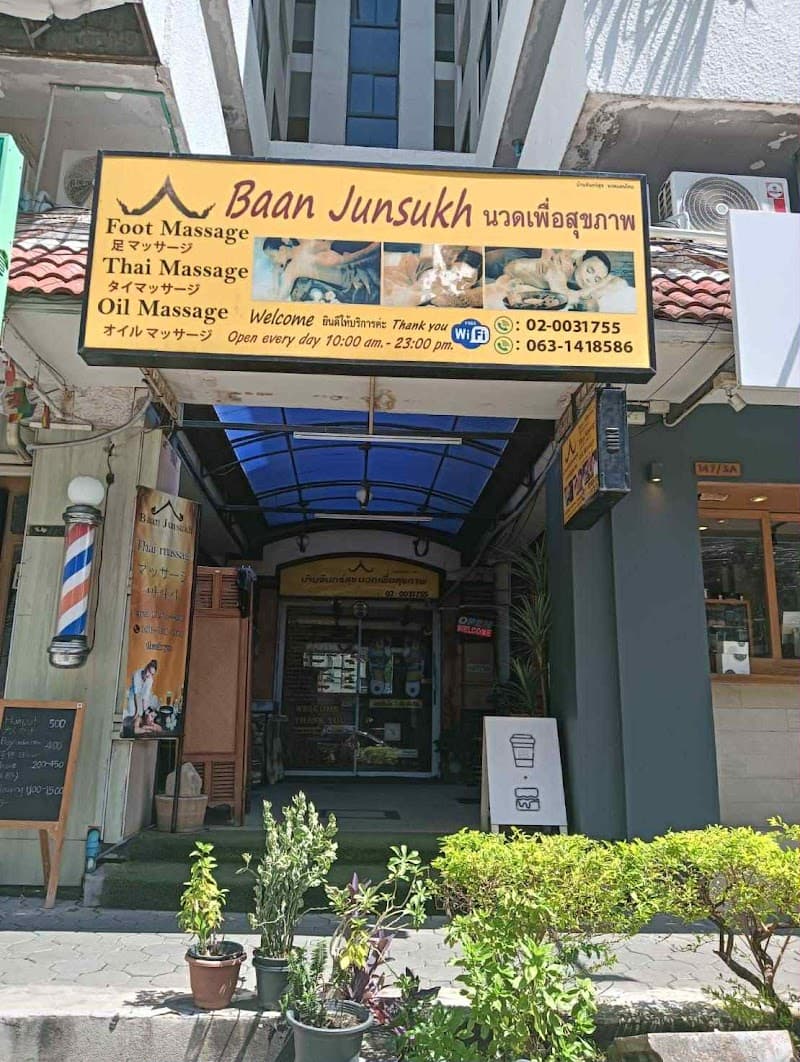 Baan Junsukh Massage Bangkok photo