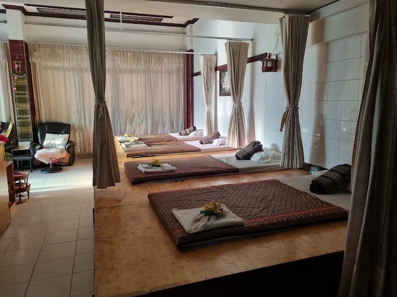 Baan Kanta Thai Traditional Massage & Spa Bangkok photo