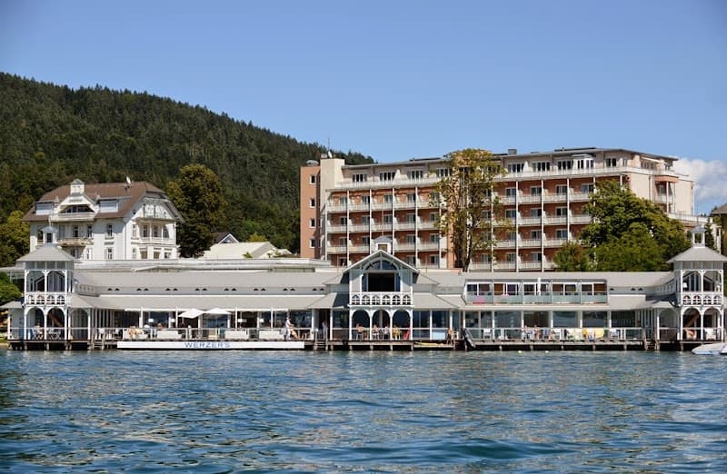 Badehaus Werzer Pörtschach am Wörthersee photo