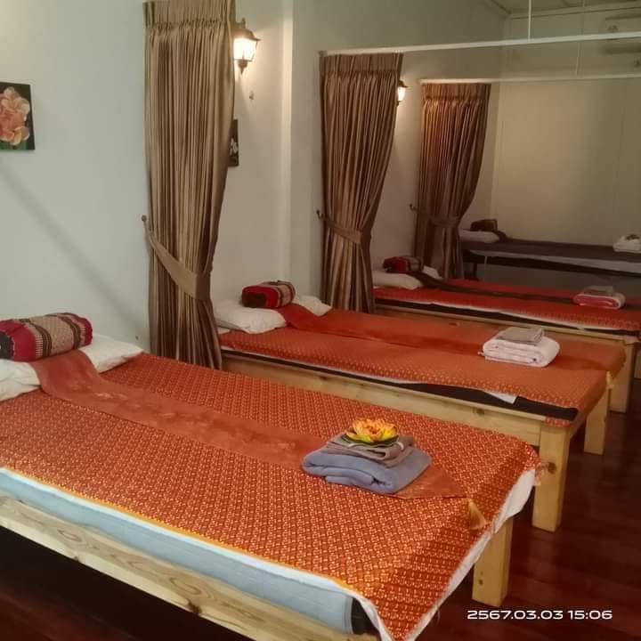Baiboon Thai Massage and Spa Bangkok photo