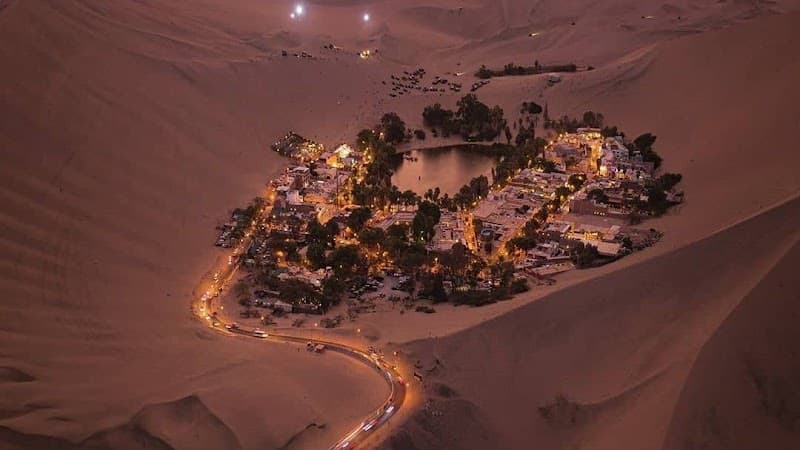 Balneario De Huacachina Ica photo