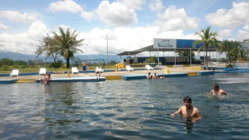 Balneario El Estero Villavicencio photo