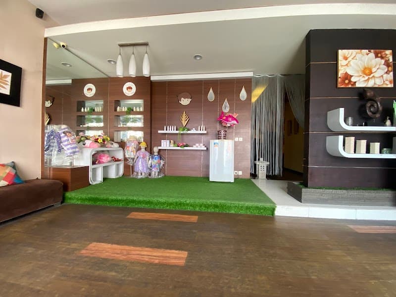 Bambu Kuning Family Spa & Sauna Ambon photo