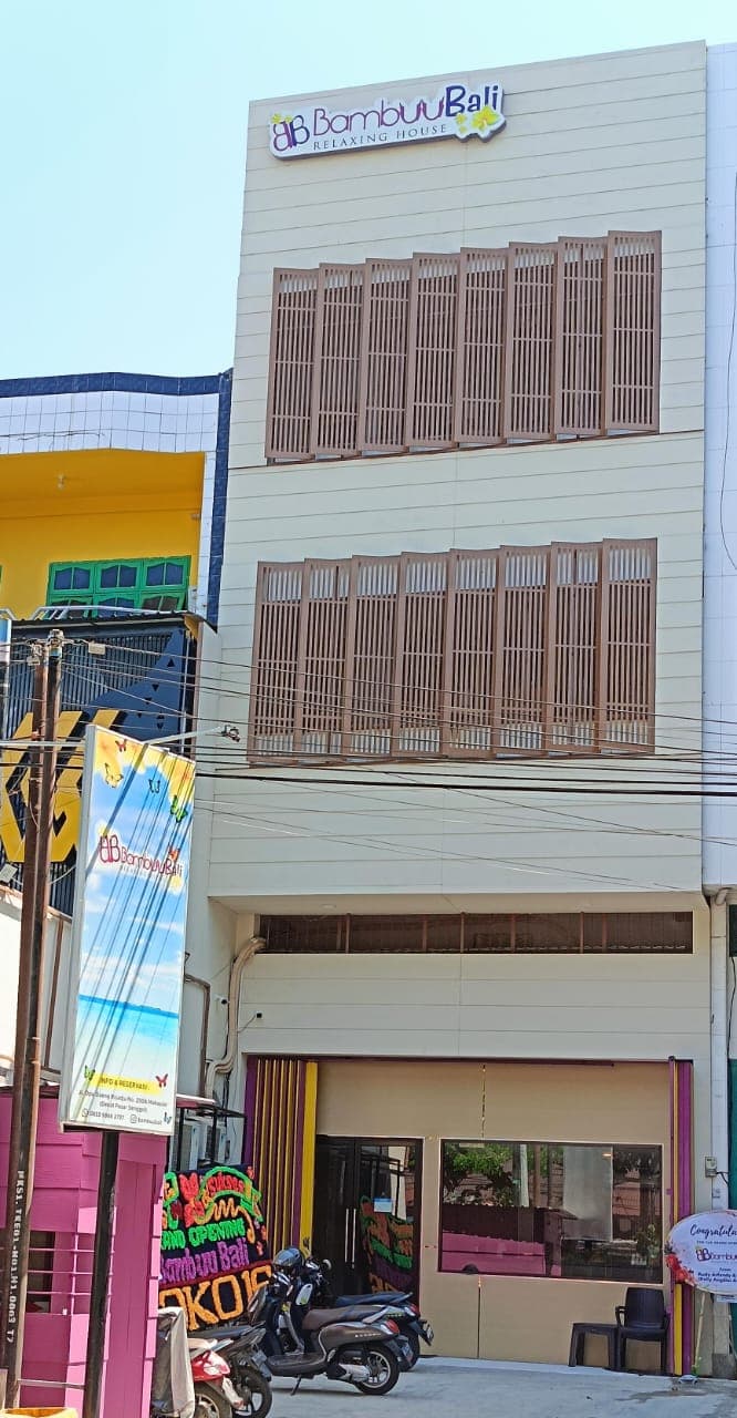 Bambuu Bali Relaxing House Makassar photo