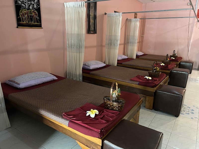 Ban Sabai Thai Traditional Massage Chumphon photo