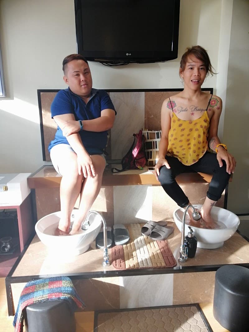 Banahaw Heals Spa Anabu Doyets Imus Branch photo