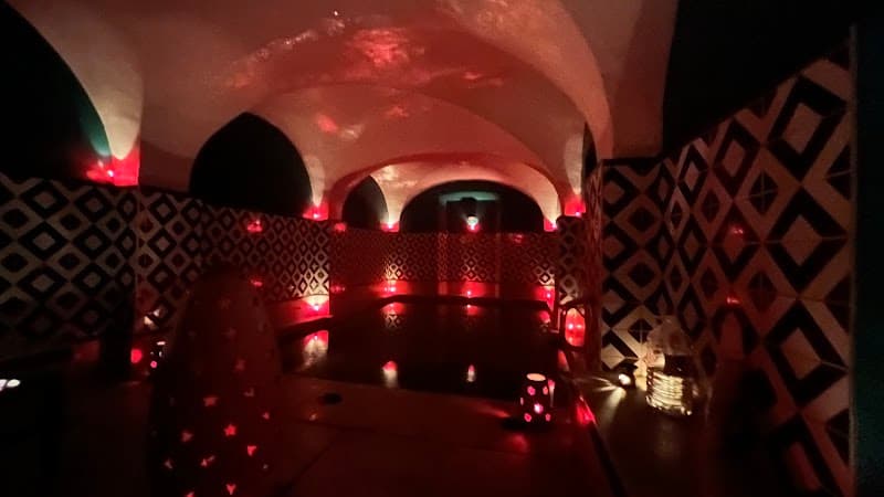 Baños Árabes El Aljibe Cáceres photo