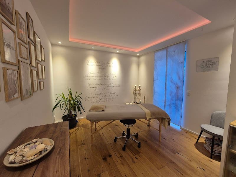 Barbara Jung - selbstständige Masseurin Bad Goisern am Hallstättersee photo