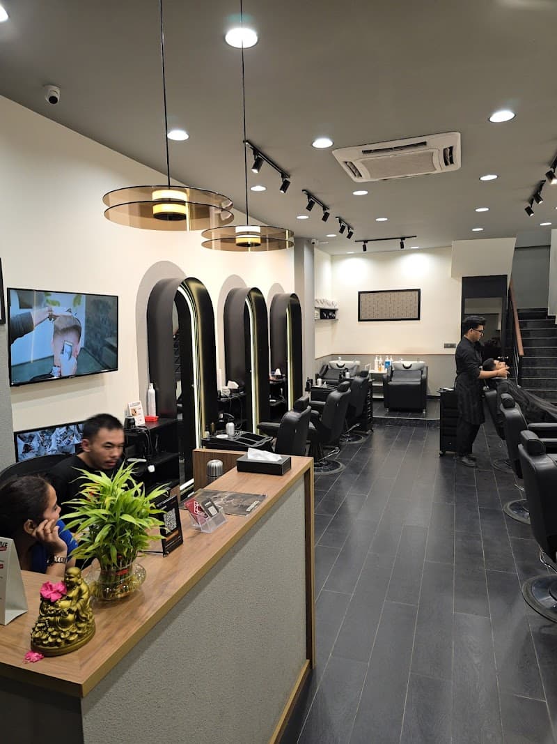 Barberos - Gentlemen's Salon & Spa Bangalore photo