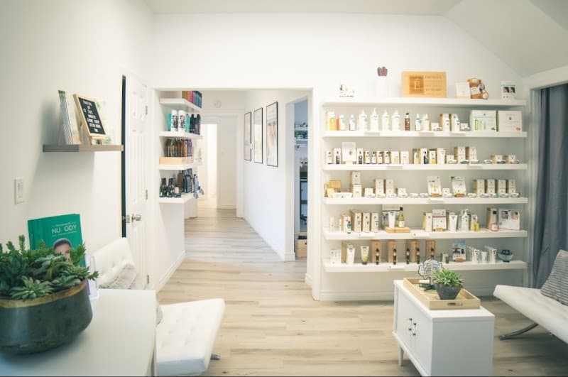 Bare Skinn Wellness Spa Kawartha Lakes photo