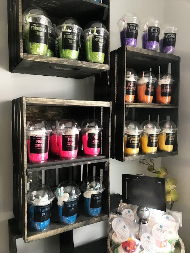 Bath Bomb Latina Toronto photo